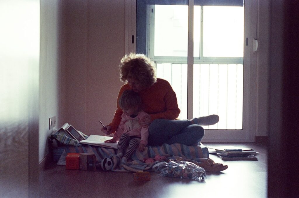 Parent and toddler bonding at home